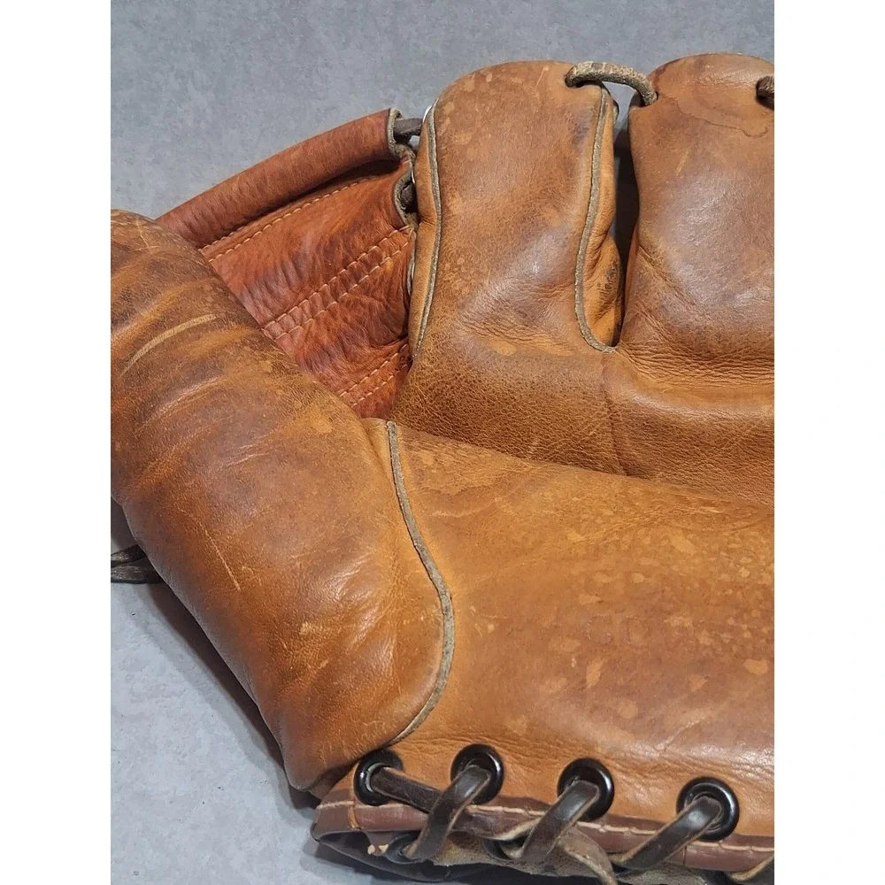 Phil Rizzuto Signature 4230 Vintage 3 Finger  Baseball Glove  - Pro Maker